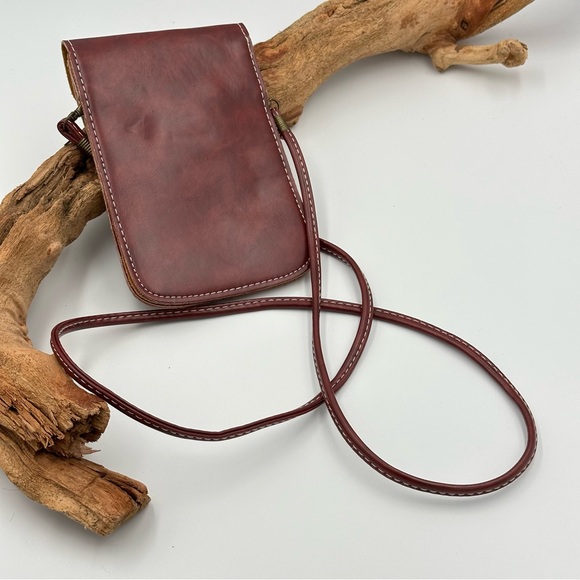 Bags IUnbranded Small
Messenger Crossbody/Shoulder Bag - Picture 3 of 12